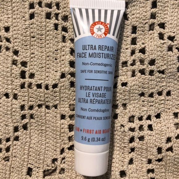 First Aid Beauty Fab Ultra Repair Face Moisturizer - Picture 1 of 2
